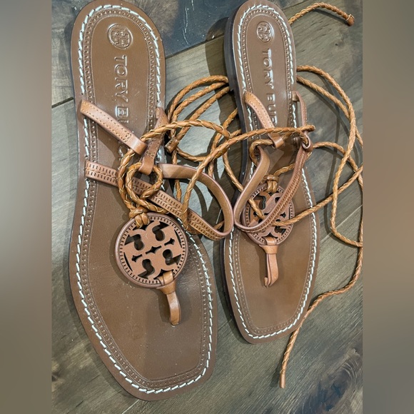 TORY BURCH ankle strap flats! Worn once for a day of shopping! Super cute